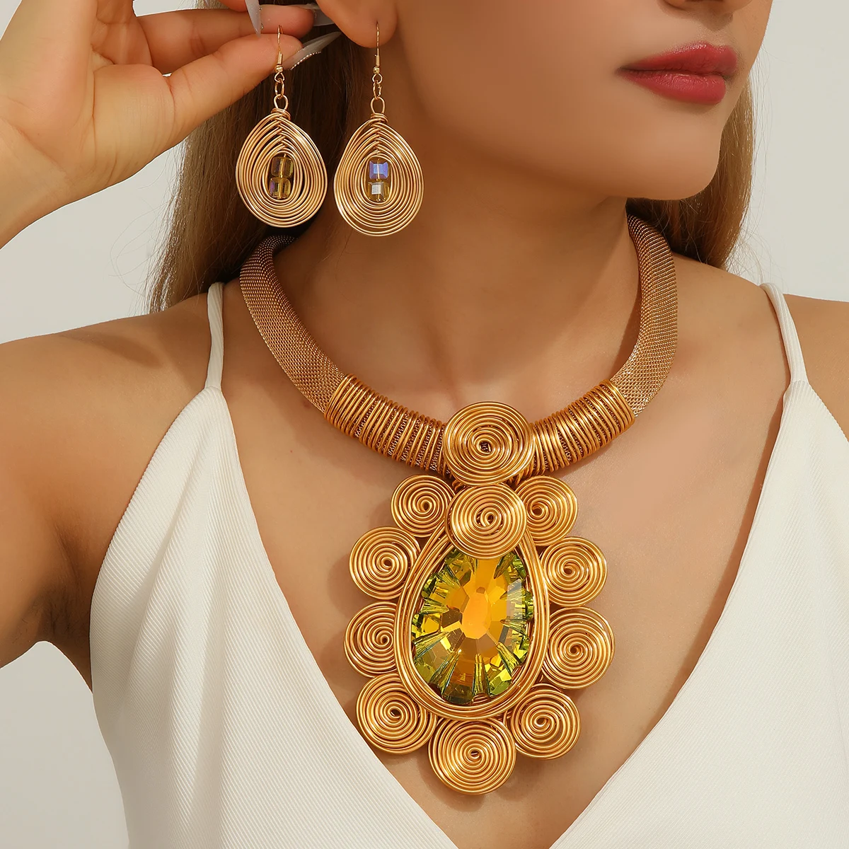 Women's Handmade Woven Crystal Necklace Earrings Set, Party