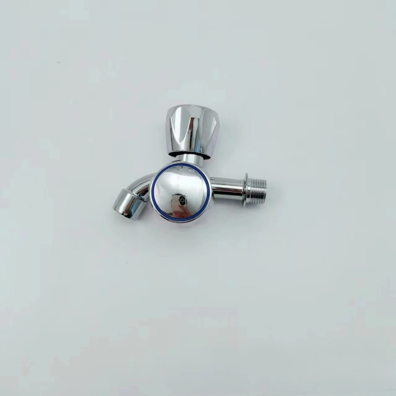 

Многофункциональный боковой смеситель мгновенной горячей воды для домашнего использования — подходит для раковины со шваброй на балконе, раковины для мытья рук