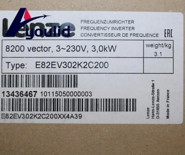 

E82ev302k2c200 1 шт. 8200 30 кВт Dhl доставка Совершенно новый оригинальный точечный ПЛК