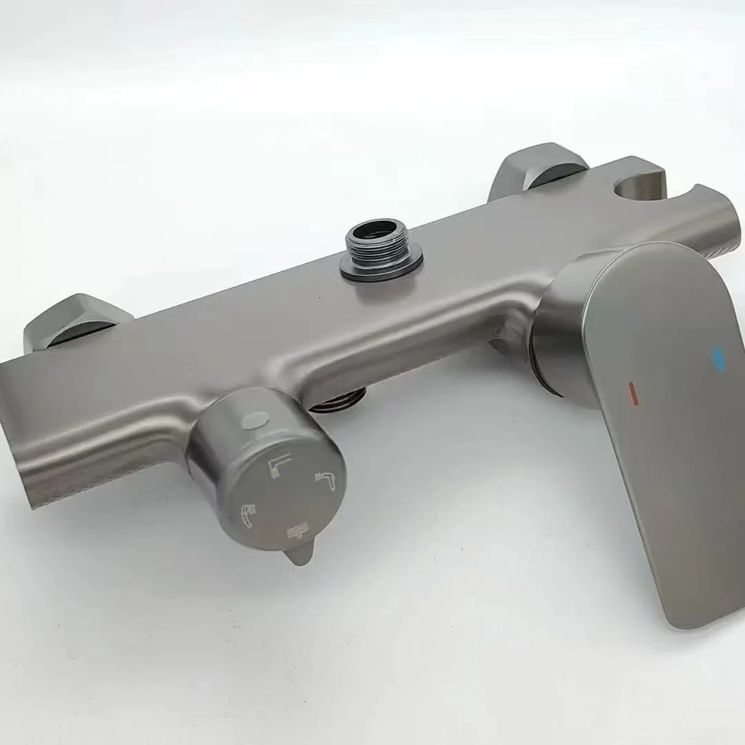 ชุดฝักบัว/ 59A ตัวเครื่องทำจากทองแดงอย่างดี 4 รูปแบบการจ่ายน้ำ และฟังก์ชั่นเพิ่มแรงดันอากาศ ฝักบัวพร้อมหัวฉีดแบบสเปรย์ด้านบน