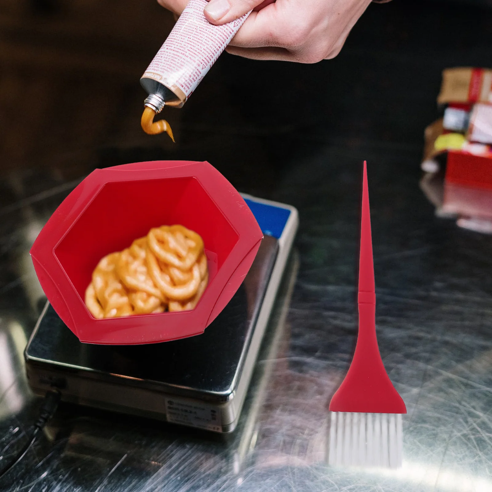 

7Sets Hair Coloring Supply Kit Hair Dye Bowls and Brushes Durable Easy Clean Reusable Salon Hairdressing Tools Perfect for Home