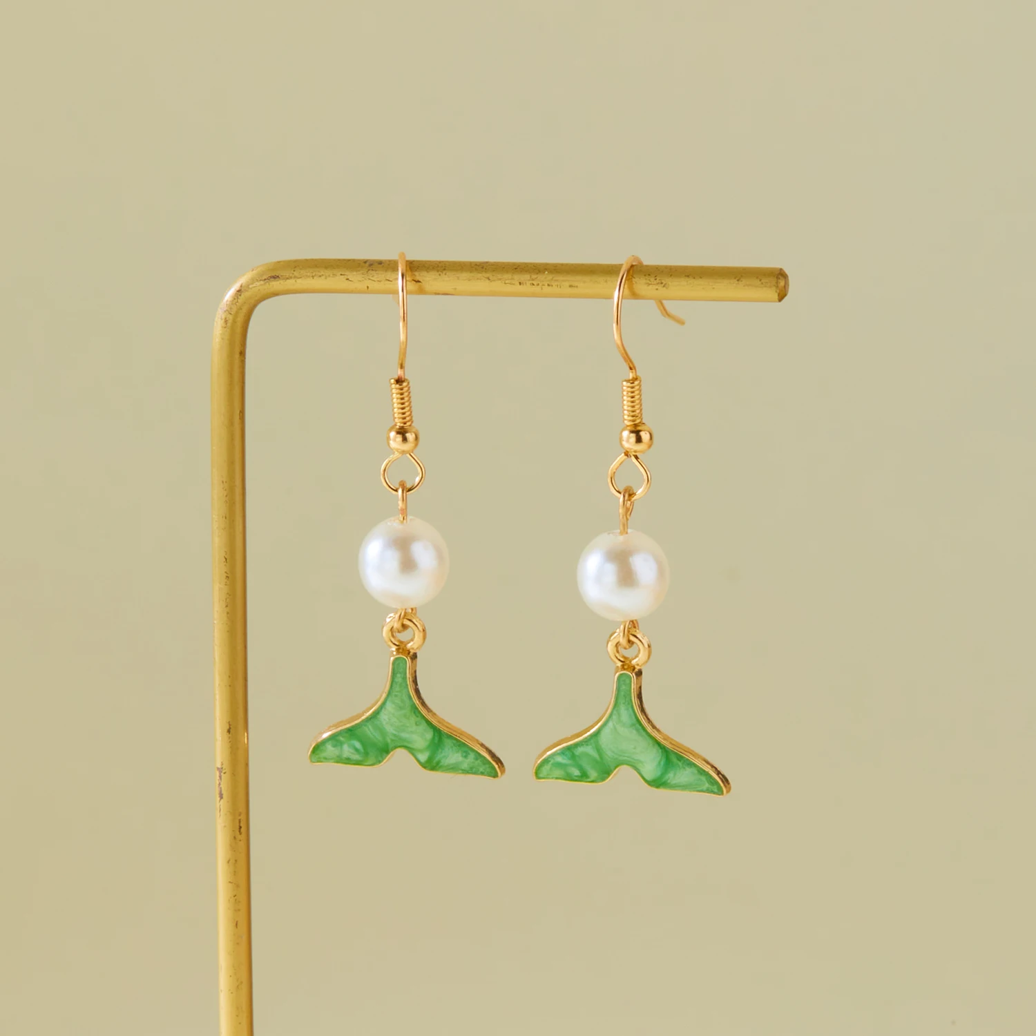 Bohemian Fishtail Drop Earrings for Women Trendy Imitation Pearl Starfish Tassel Hoop Earrings Beach Party Jewelry Gift