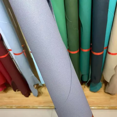 Halsband i 24 karat guld med kattögon och stjärnformad flod. Tillverkat av rent guld från AU999, blandar det mystik och romantik, perfekt för den moderna kvinnan. 10 best sales mästerkvalitet - №7