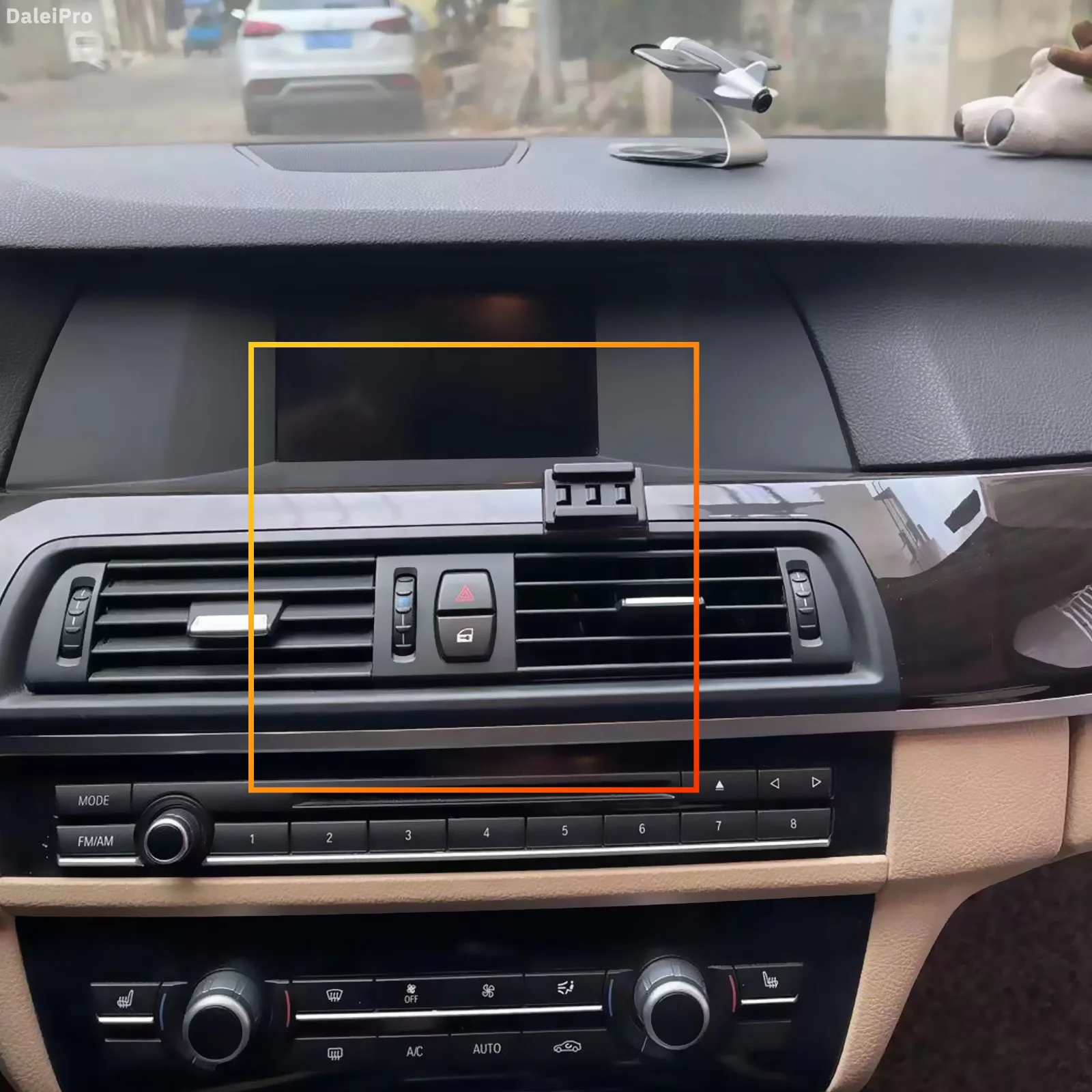 Designed for BMW 5 Series F10 2011-2015 2016 Phone Holder Car Magnetic Mount Smart Sensing Wireless Charging One-Touch Release