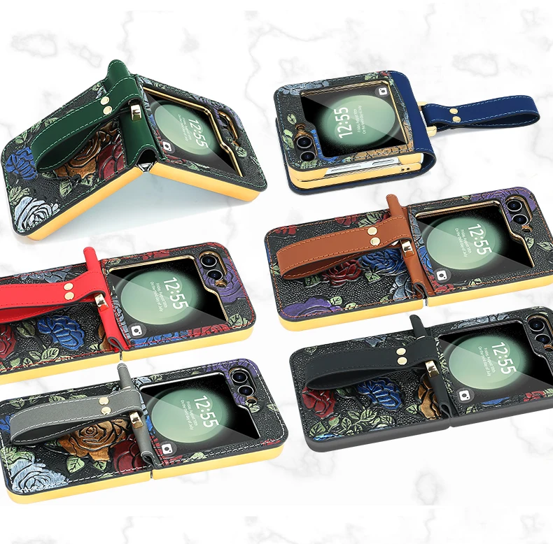 

Рельефный чехол на запястье для Samsung ZFLIP5