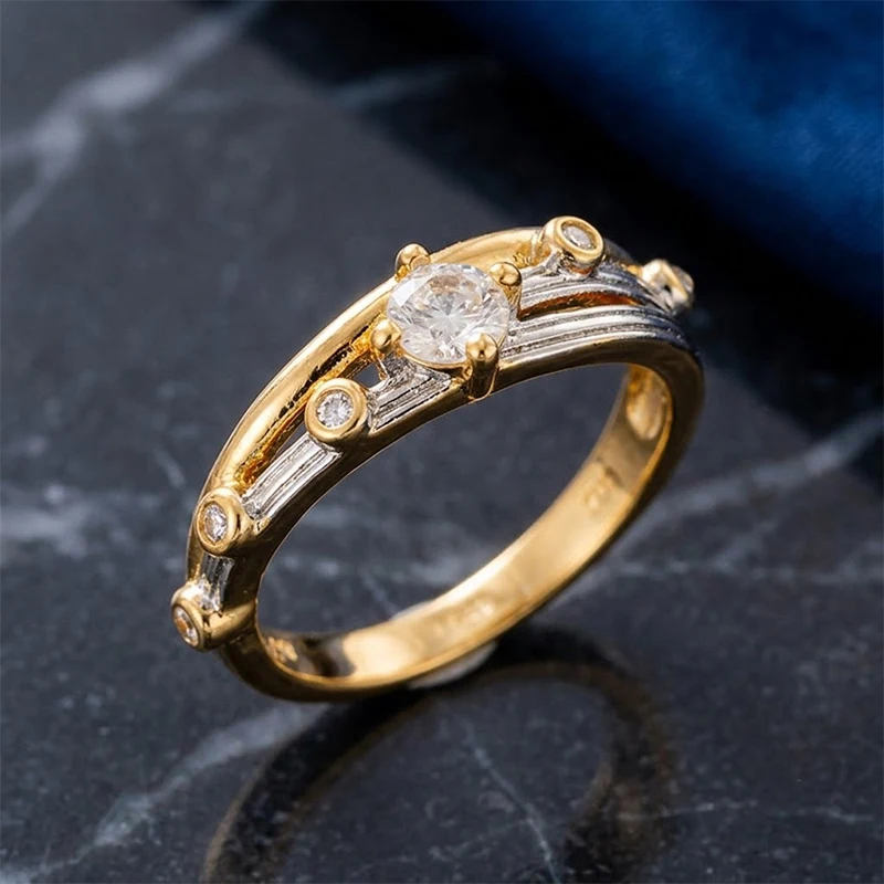 Huitan Exquisite Engagement Rings for Women Fashion Noble Two-tone Design Finger Accessory Elegant Modern Stylish Party Jewelry