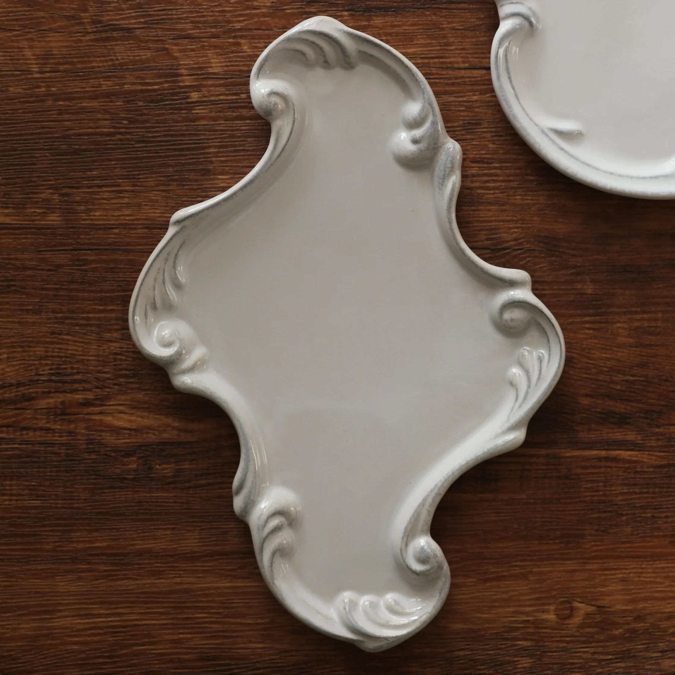 Handmade Black Ceramics Vintage Lace  Serving Plate Dining Dish MUSe Garden Self-Love Ceramic Toast Tray Food Plate