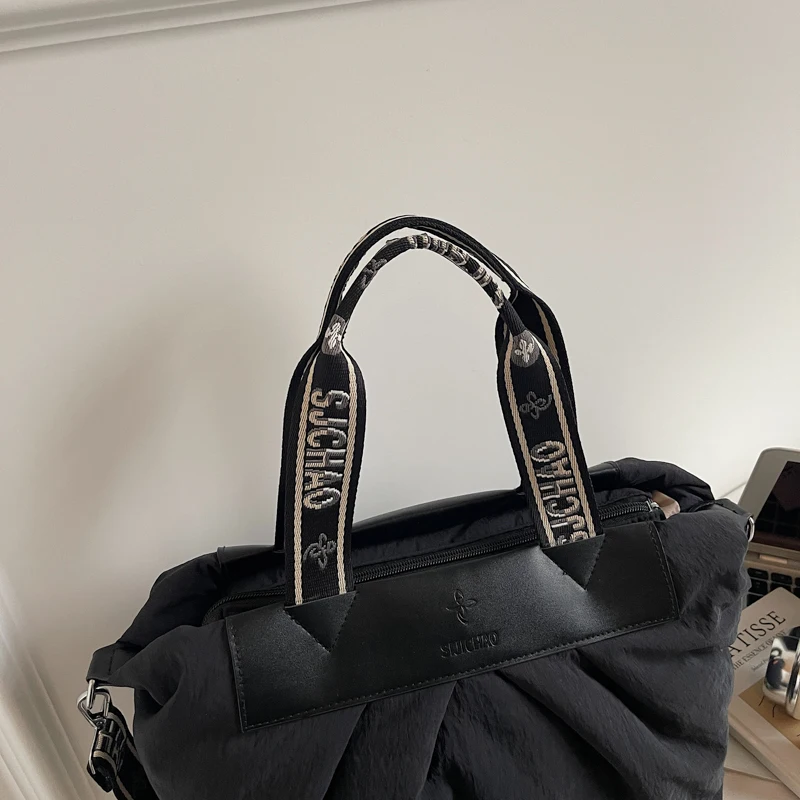 مطوي تصميم الأزهار حزام صغير حمل الحقائب للنساء نسيج النايلون سعة كبيرة الكتف حقيبة كروسبودي حقائب اليد العلامة التجارية الأصلية