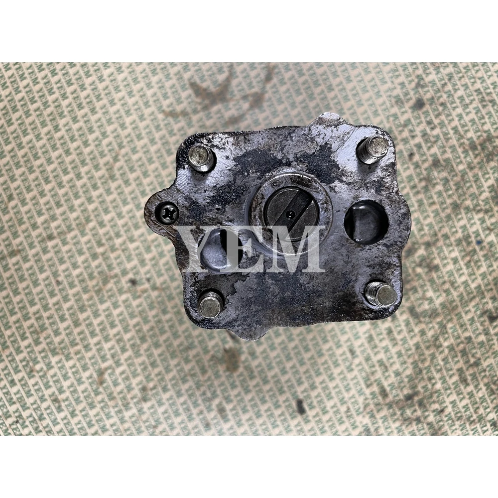 For Kubota Machine Engine V1100 Oil Pump