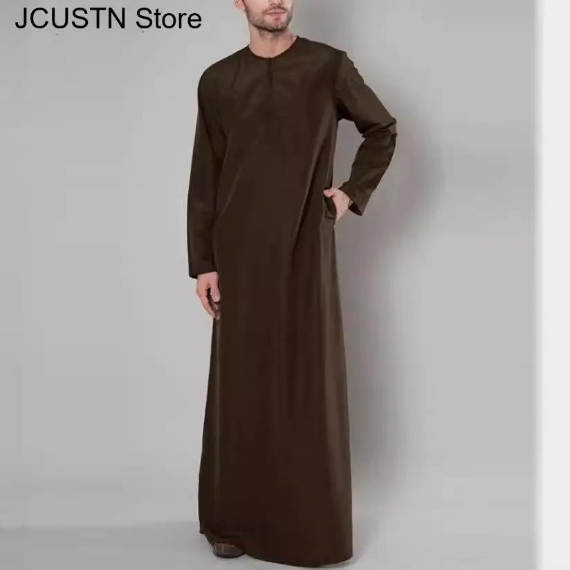 حجم كبير 3Xl 4Xl 5Xl الرجال مسلم رداء طويل الأكمام عباية الجلباب بلون المملكة العربية السعودية فستان سستة قميص الجولة الرقبة تي شيرت
