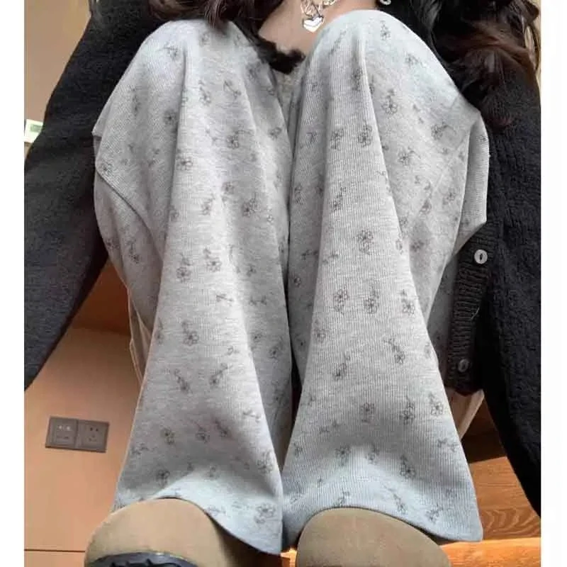 Pantaloni da donna estivi giapponesi in chiffon all'aperto flowy punteggiato resort etichettato reticolo tagliente a quadretti leggero tutto-fiammifero Kpop alla moda