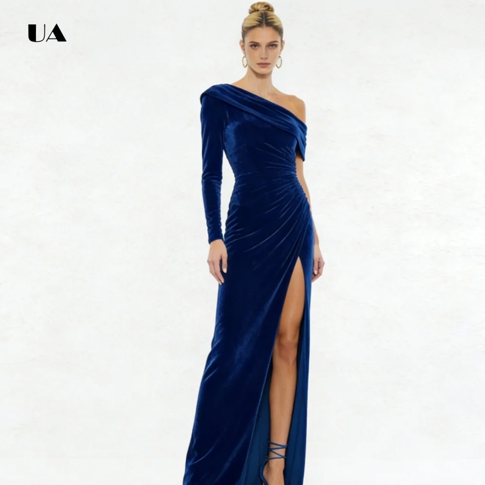 

ULBYANRY Velvet Sheath Prom Dress with Foldover Asymmetrical Neck Off-the-shoulder Slit Maxi Dress Ruched Customized Party Gown