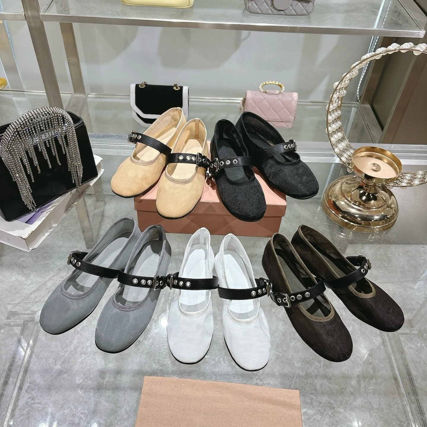 

2025 New Fashionable Versatile Mesh Flat Ballet Shoes Shallow Single Shoes