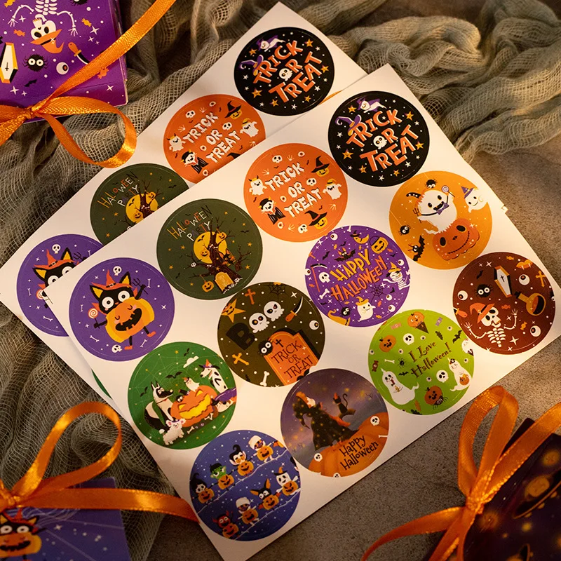 48Pcs Halloween Stickers Happy Halloween Party Gift Bag Sealed Envelope and Decorative Circular Self Adhesive Label