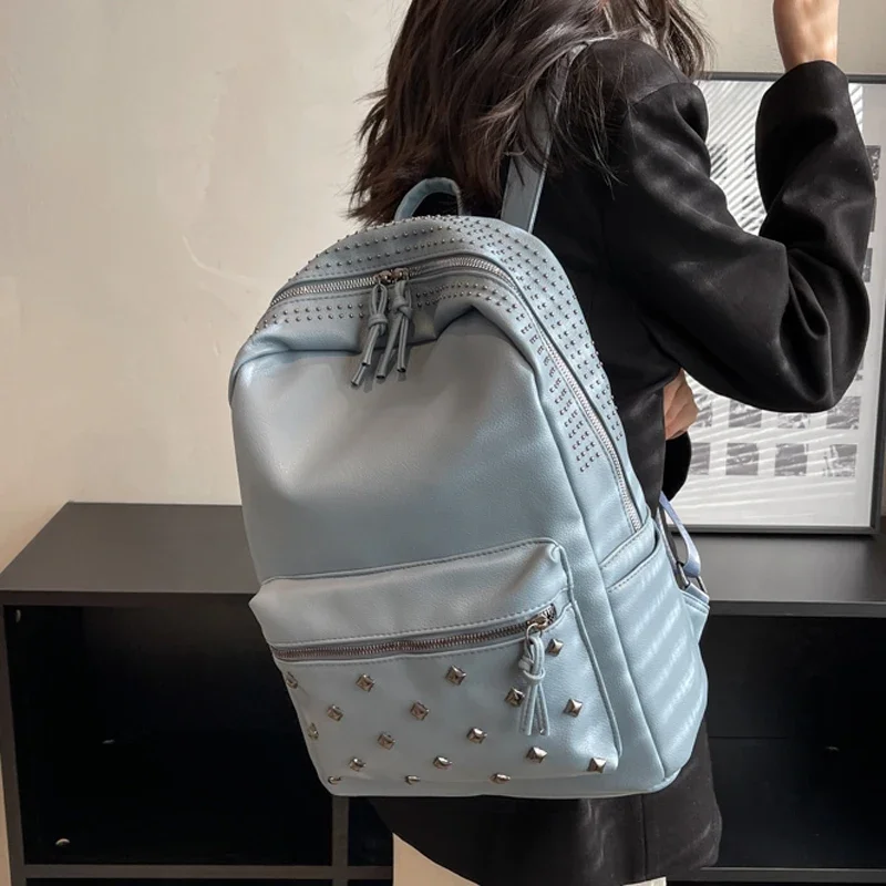 

New Designer Soft Pu Leather Women Backpack Large School Bags for Teenage Girls Ladies Shoulder Bags with Rivet Mochila Feminina