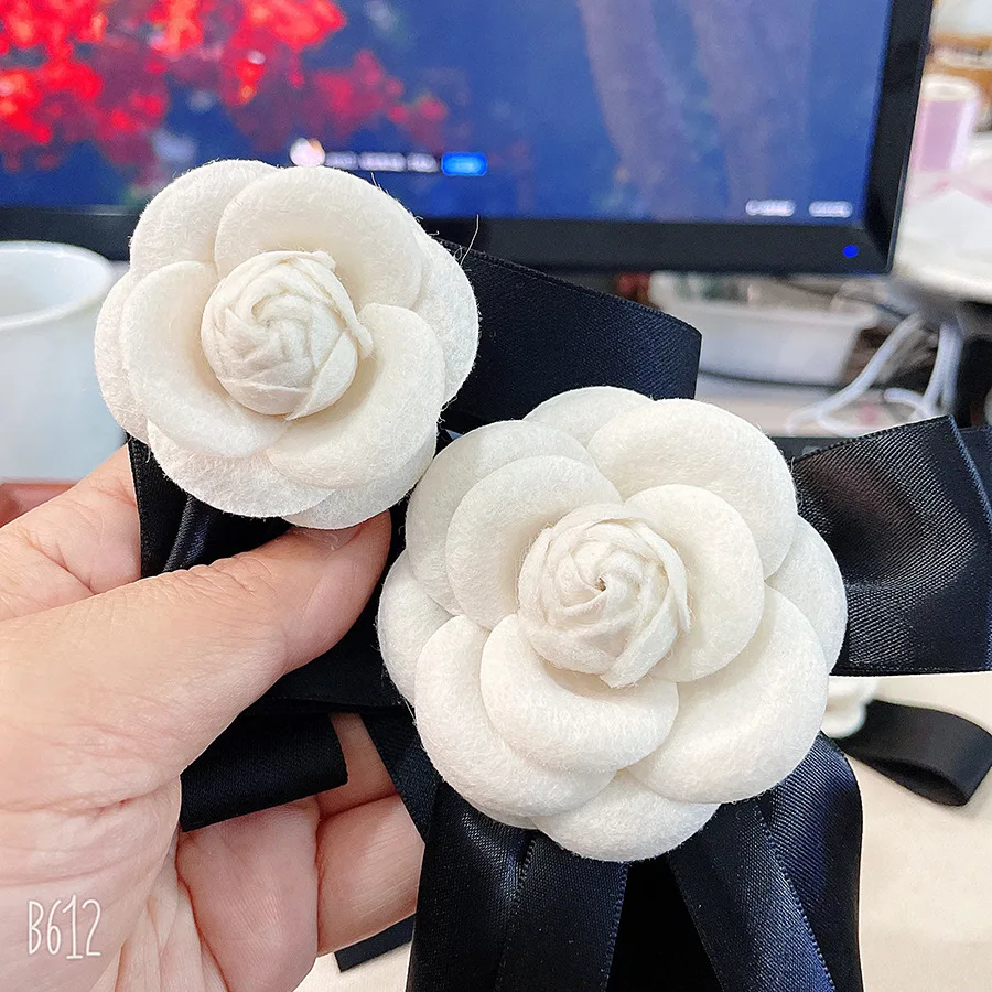 New Imitation Wool Bow Brooch Collar Floral Fabric Ribbon High-end Camellia Corsage Clothing Accessories H1292