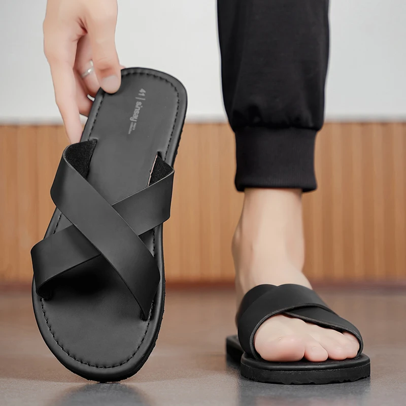 

Oversize Genuine Leather Casual Slippers Breathable Soft Bottom Non Slip Wear Resistant Beach Outdoor Daily Wear