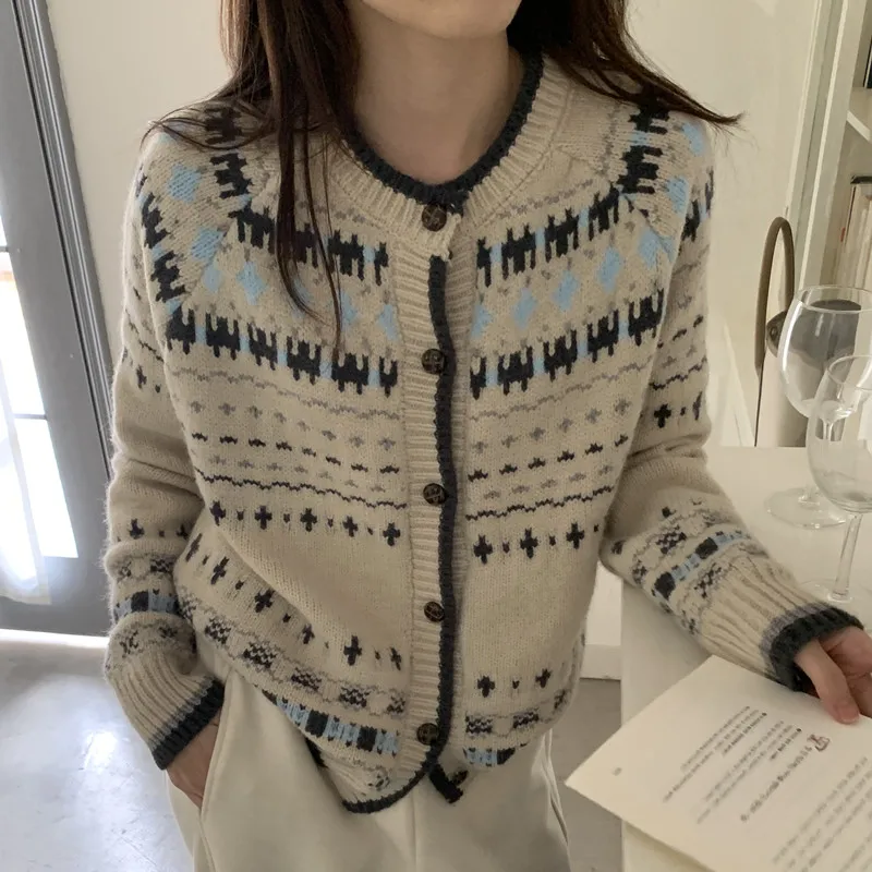 

Мягкая и липкая текстура Fel Lsland, вязаный кардиган с небольшим ароматом, жаккардовый свитер в стиле ретро, винтажная куртка