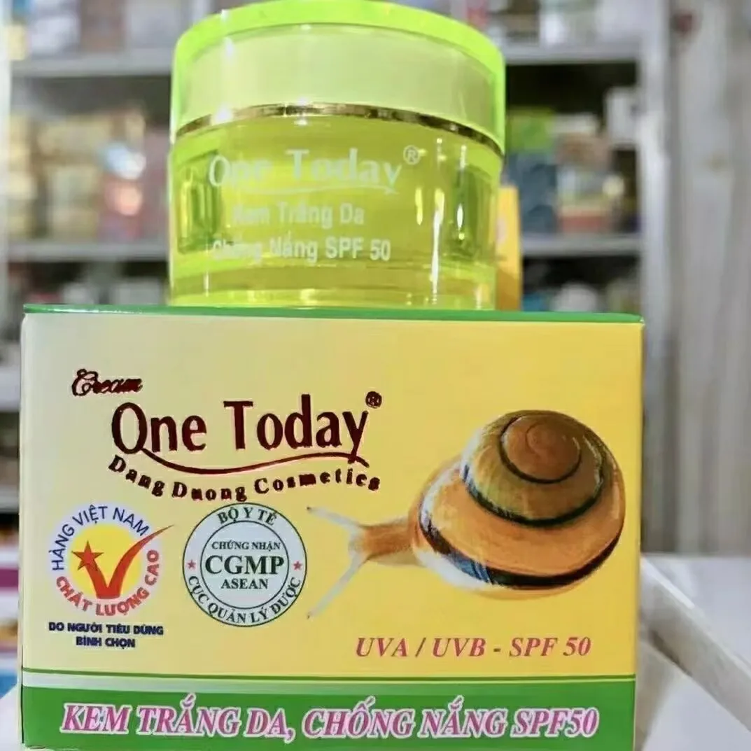8g Vietnamese whitening, sun protection cream(One day) Kem Trang Da Chong Nang SPF 50
