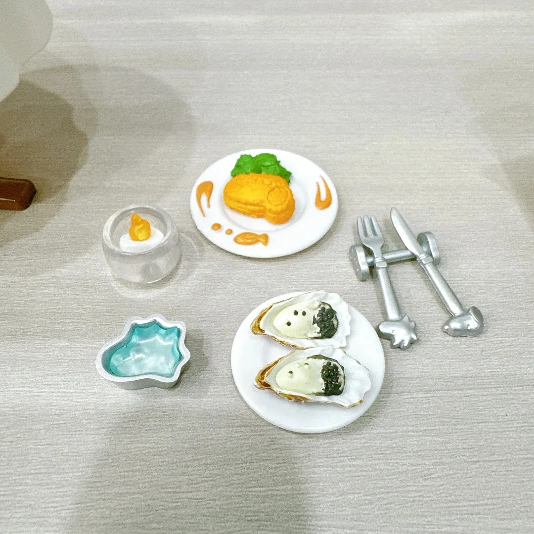 rement Snoopy Restaurant American Sweets Shop Series Mini Figure Blind Box Steak Meal Wine Dessert Display Model Collectible Toy view 6