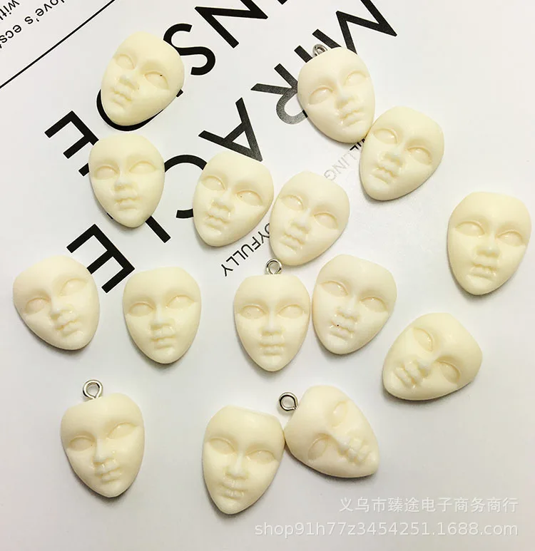 5pcs vintage resin facial mask beauty face personality Pendant Charms for Necklace Bracelet Earrings Jewelry Making Diy Findings