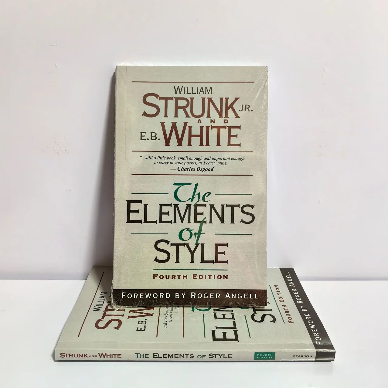 

Elements of Style (New Edition) - Elements of Style, the original English writing textbook