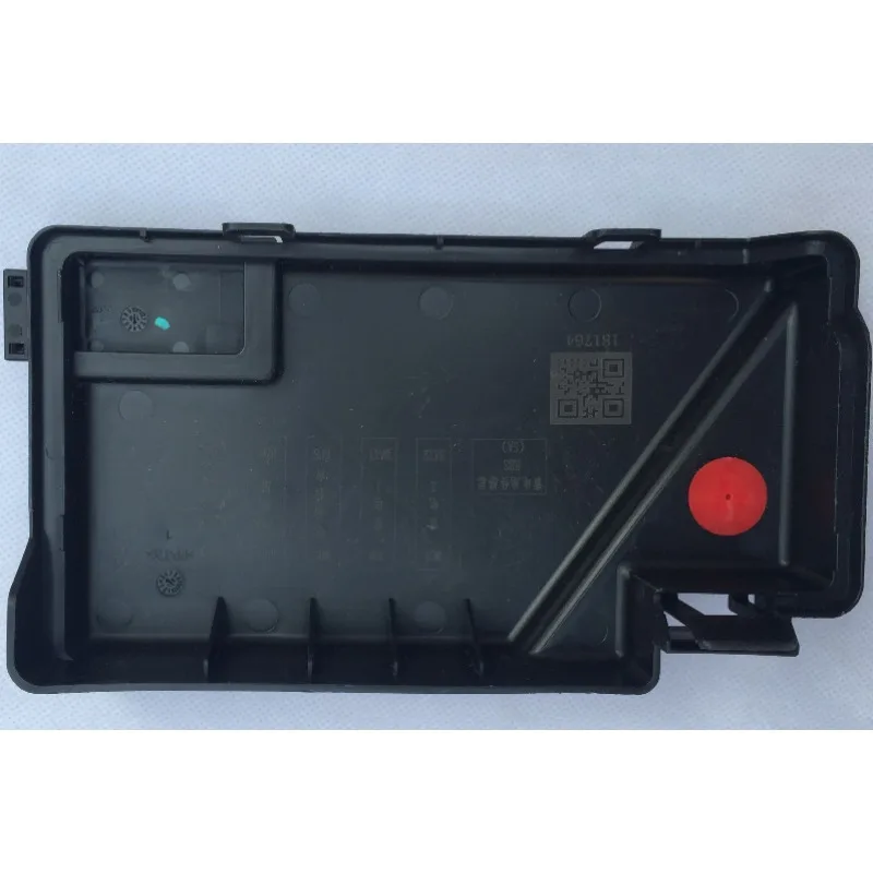 Genuine Battery Fuse Box Outer Cover Plastic Brand New For Haval H6 H6 2017-2020 Coupe F7 H4
