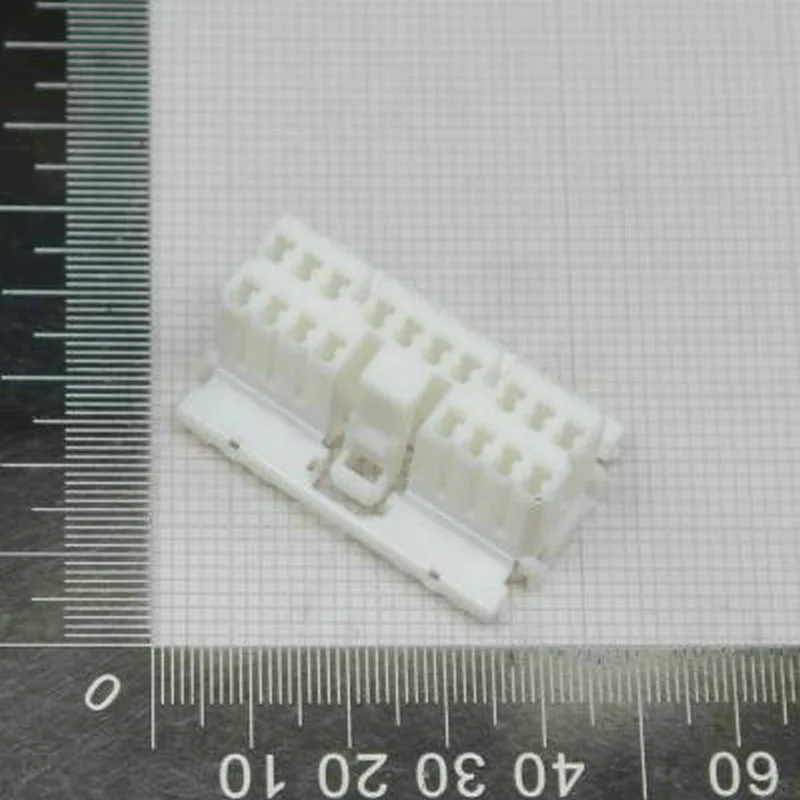 10PCS Original connector 173853-1 For Car Smart Electronic Devices Automobile 100% brand new Multilock 18P white female shell