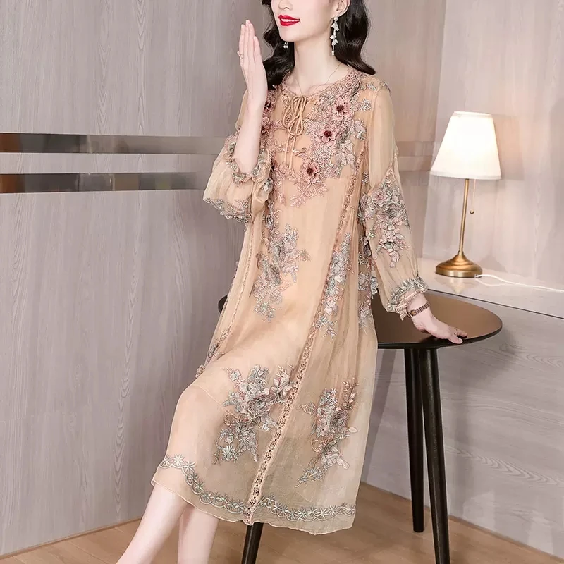 Fashion Floral Embroidery Vintage Dresses Spring Summer Elegant Lantern Sleeve Women's Clothing O-Neck Drawstring Midi Dress New