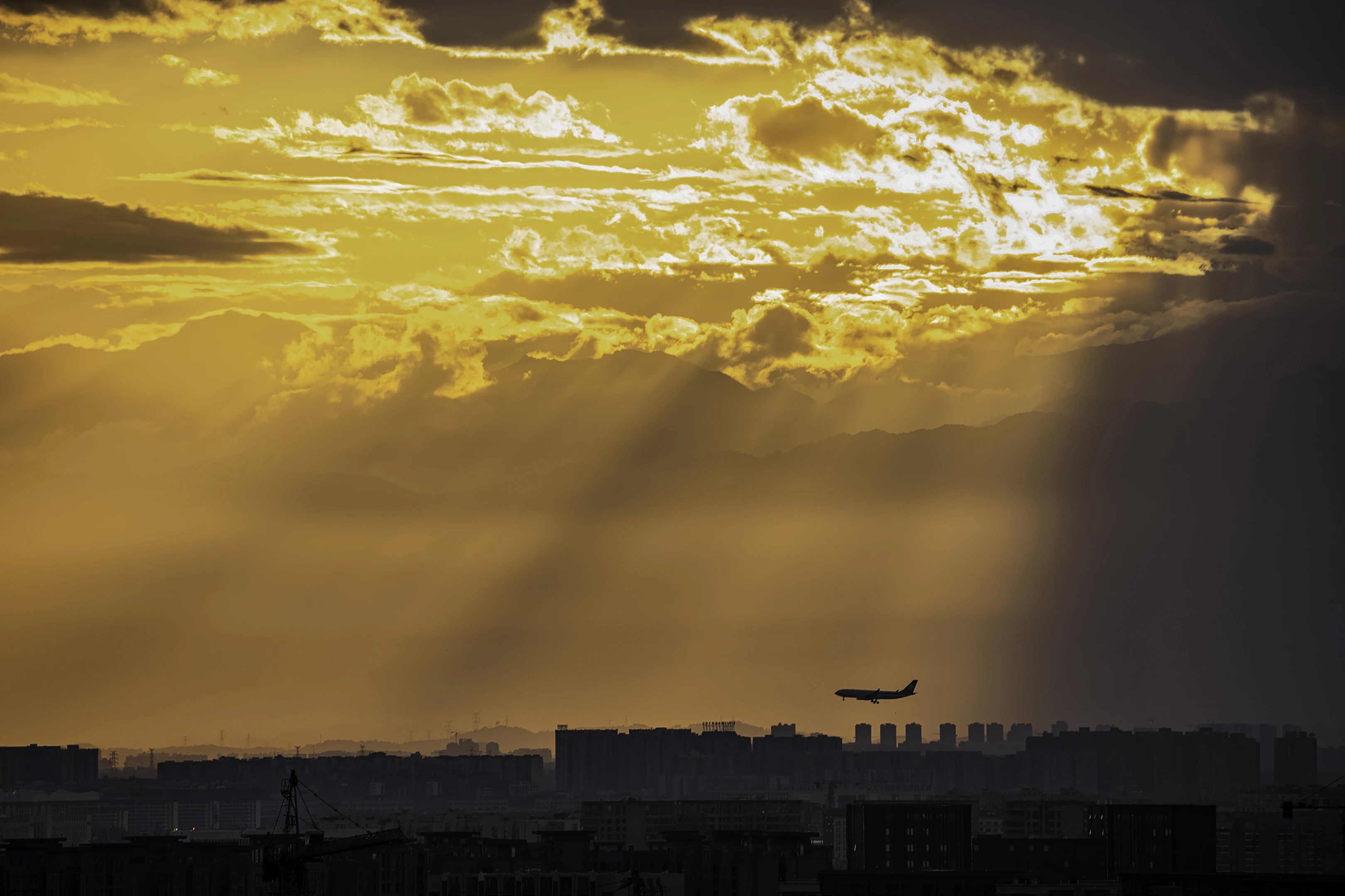 

Aluminum Alloy Differential Housing #AR310433 Compatible with ARRMA 1/8 Series: Kraton/Outcast/Typhon/Mojave/Infraction Models