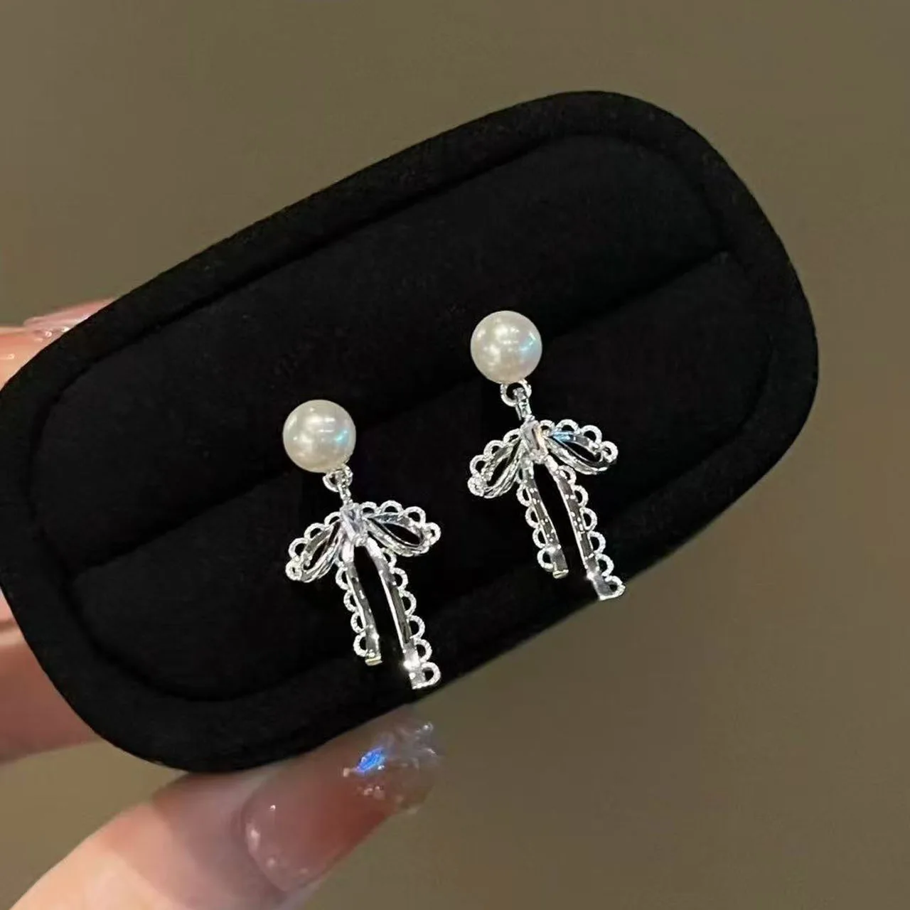 

6PCS DIY Pearl Accessories 925 Silver Stud Earrings Empty Holder Lace Gold Silver Earrings Holder for Women with 5-7mm Round