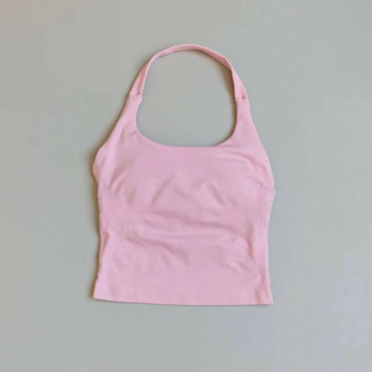 Nahtloser Neckholder-Sport-BH mit schönem Rückendesign, Push-up, stoßfest, schnelltrocknend, atmungsaktiv, schlank geschnittenes Yoga-Oberteil für den Außenbereich. – Detail 6
