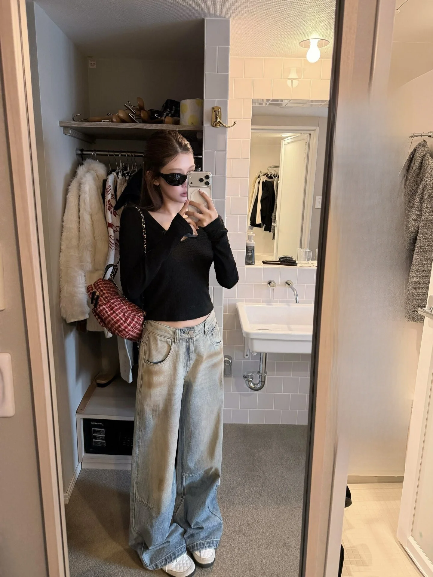 

Винтажные джинсы с широкими штанинами ручной росписи, женские ретро-джинсы в стиле American Hero, с эффектом потертости