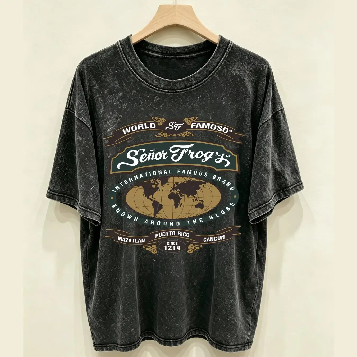 washed T Shirt Vintage 90s Senor Frogs Mens XL World Famous Puerto Rico Mexico Adult long or short sleeves vintage Washed