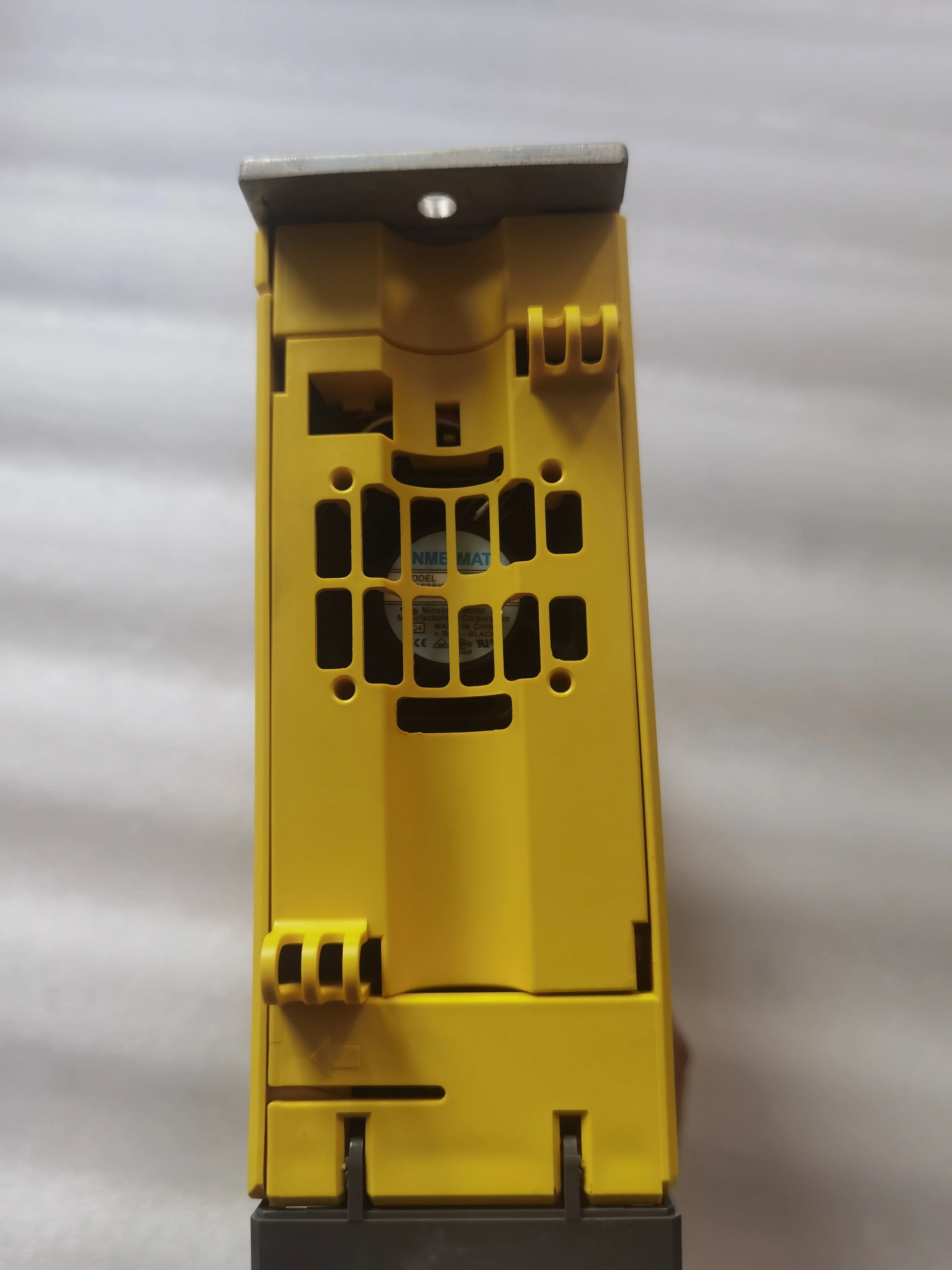 A06B-6117-H201 il test di seconda mano è intatto, servoazionamento FANUC.