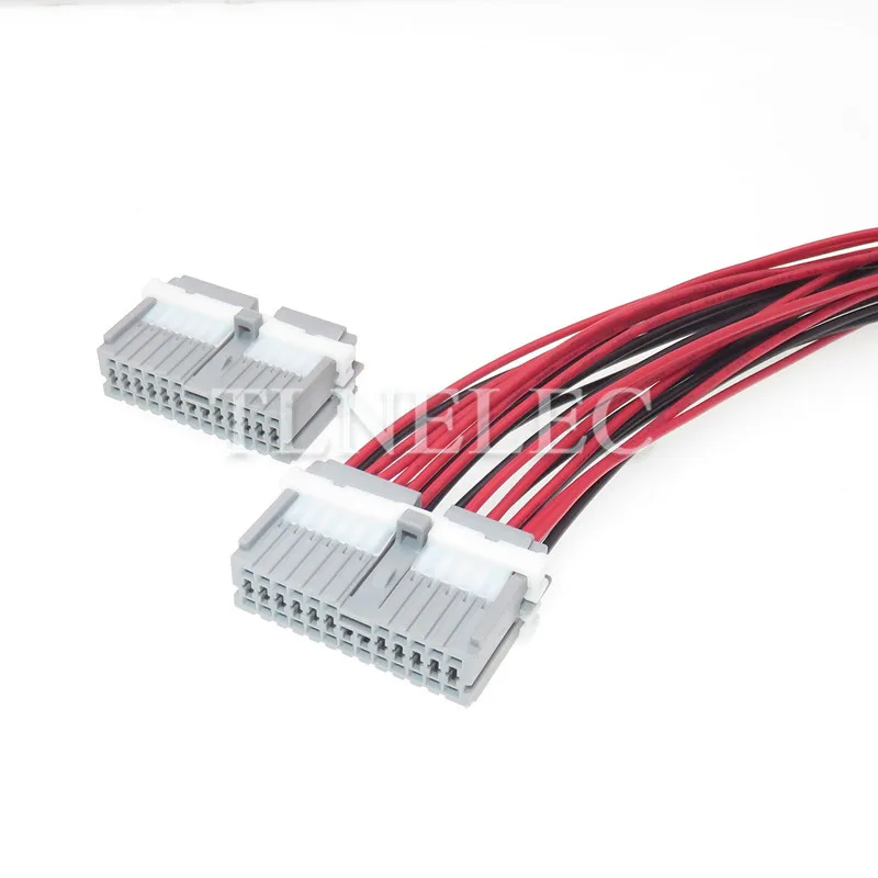 24 دبوس طريقة موصل السيارة سلك كابل كهربائي المقبس مع محطات MG653537-4 موصل السيارات مع الأسلاك