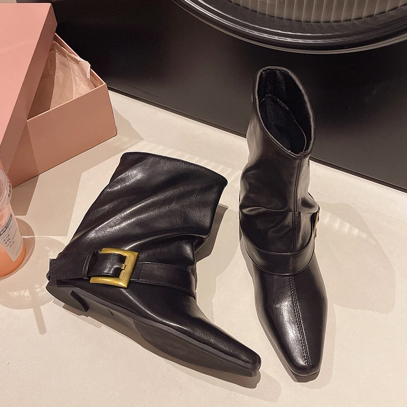 الشقق النساء أحذية الشتاء أحذية مصممين الفراء الكاحل الثلوج الأحذية 2025 جديد القوطي أحذية من الجلد عادية الرياضة تشيلسي أحذية بوت قصيرة Mujer