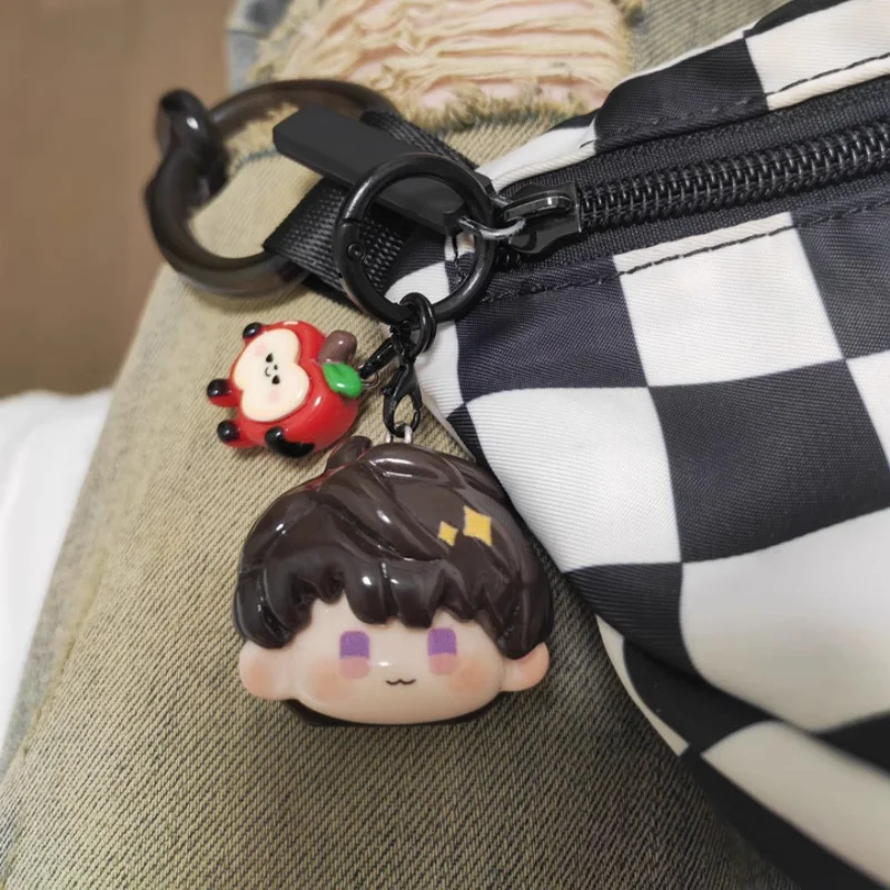 Porte-clés périphérique de jeu animé Love And Deepspace, pendentif Xavier Zayne Rafayel Sylus, sac à dos d'attribut, cadeau de vacances