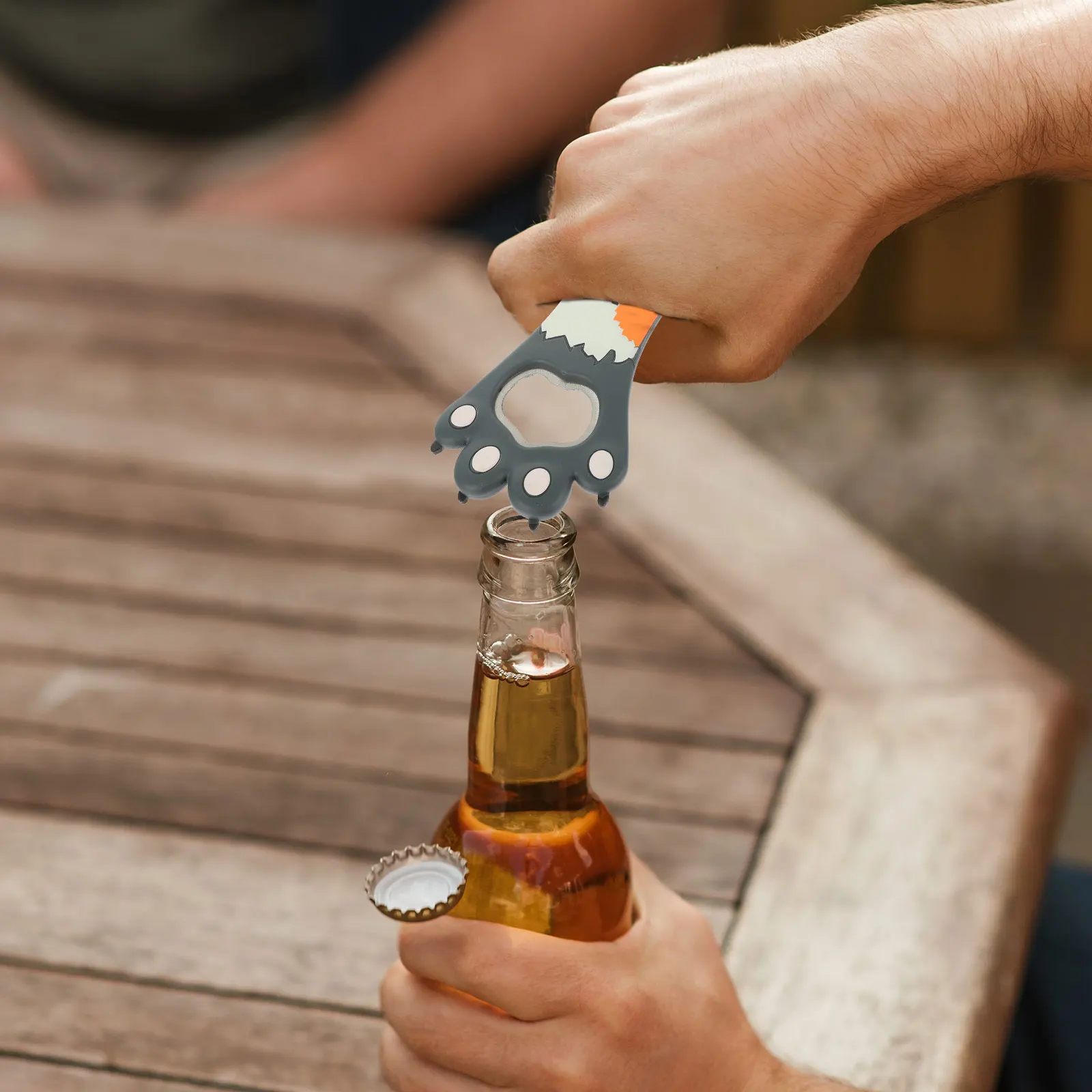 

Adorable Cat Paw Magnetic Fridge Beer Opener Portable Stainless Steel Bar Club Camping Hiking Fishing Gift Bottle Opener