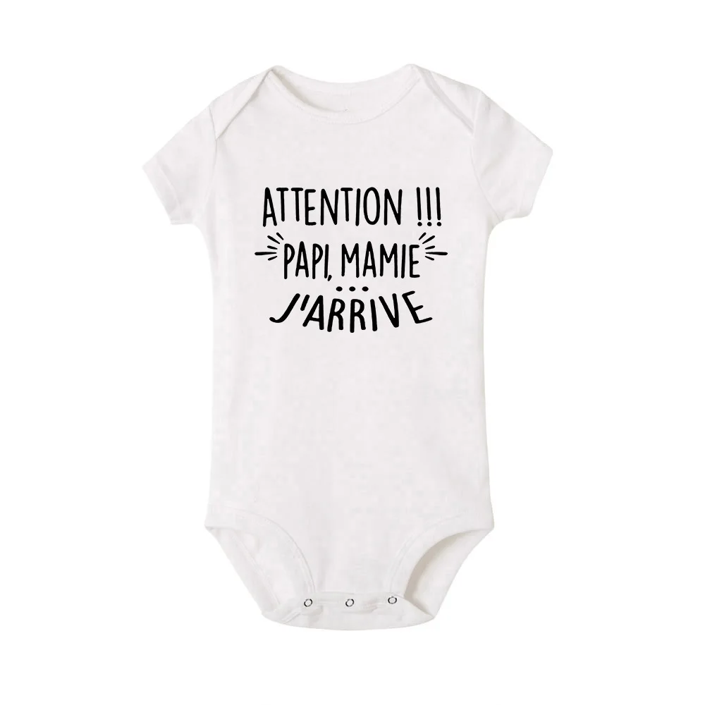 Attention Papi Mamie I\'m Coming Funny Newborn Baby Bodysuits Toddler Infant Boy Girl Jumpsuit Baby Shower Gift Pregnancy Reveal