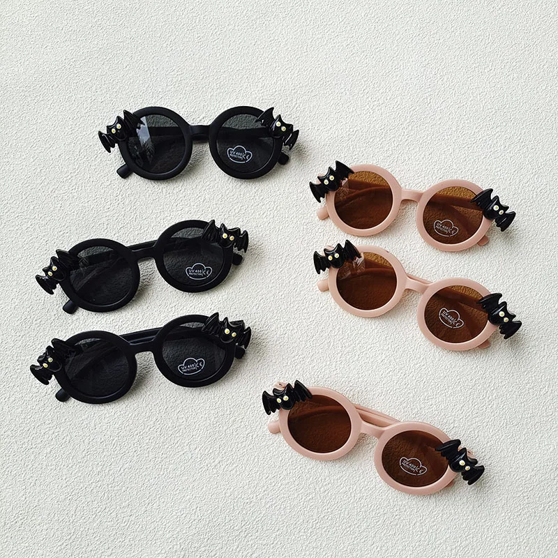 

Kids Girls Boy Sunglasses Lightweight Cute Bat Sun Protection Glasses for Toddler Outdoor Clothes Jewelry Photography Props