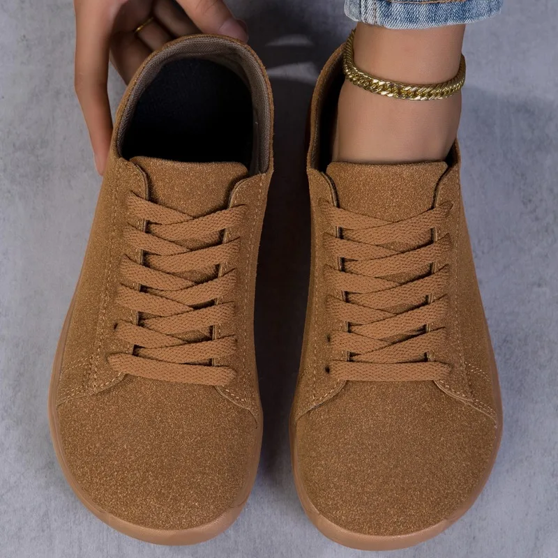 

New Women Wide Toe Barefoot Shoes Casual Versatile Soft Sole Walking Shoes Lightweight Comfortable Women Minimalist Sneakers
