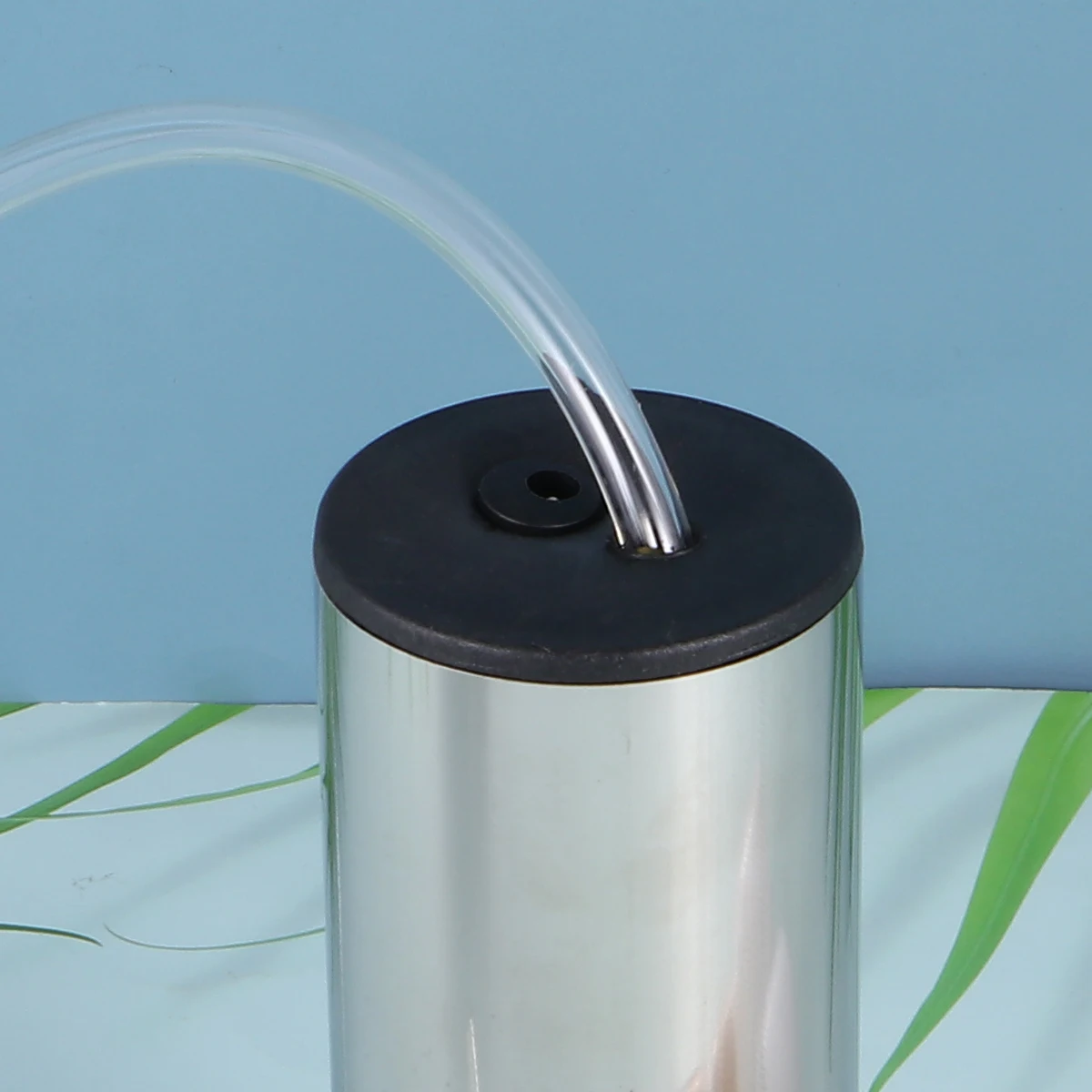 

2 L The Machine Milk Squeezer Household Milker Electric Milking Suction Vacuum Pump 2L