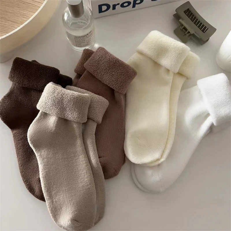 3/6 Pairs Women Autumn Winter Thick Mid Tube Socks Looped Fur for Warmth Comfort Solid Color for Home Use Floor Casual Socks