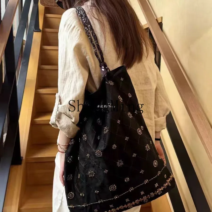 

DSA embroidered shoulder bag women's niche bag fashionable retro versatile large capacity commuter tote bag