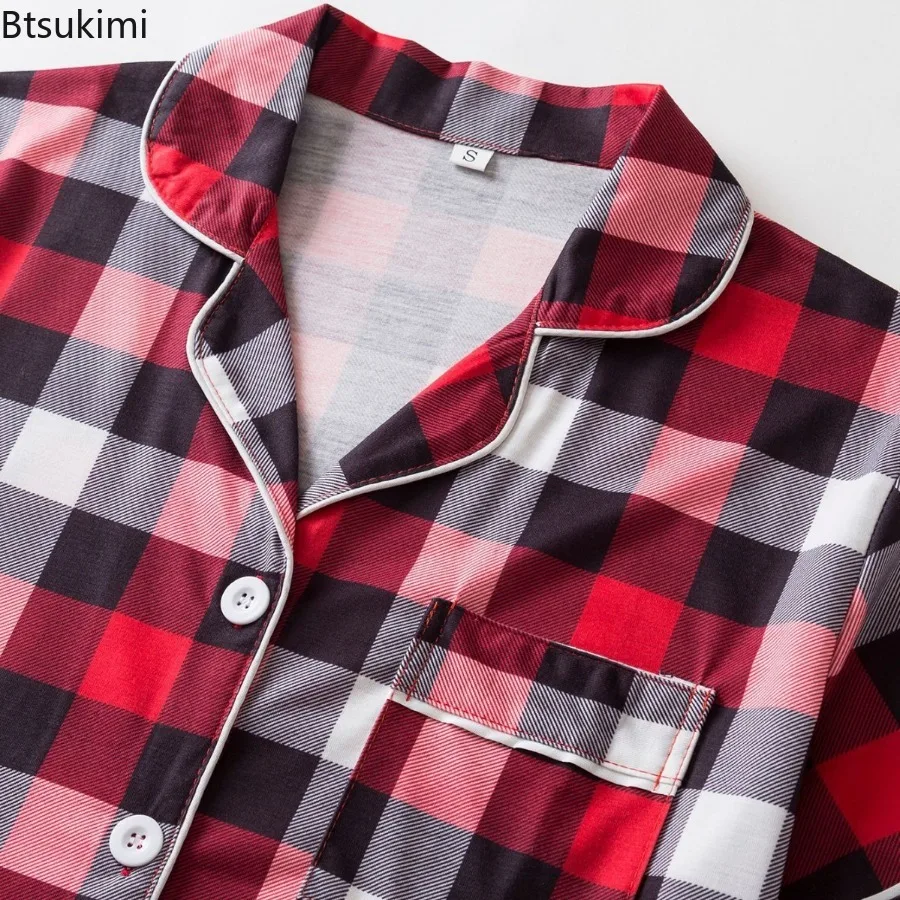 2026 أطقم بيجامات نسائية صيفية لعيد الميلاد منقوشة وياقة مقلوبة وأكمام قصيرة قميص شورت مكون من قطعتين ملابس نوم فضفاضة غير رسمية