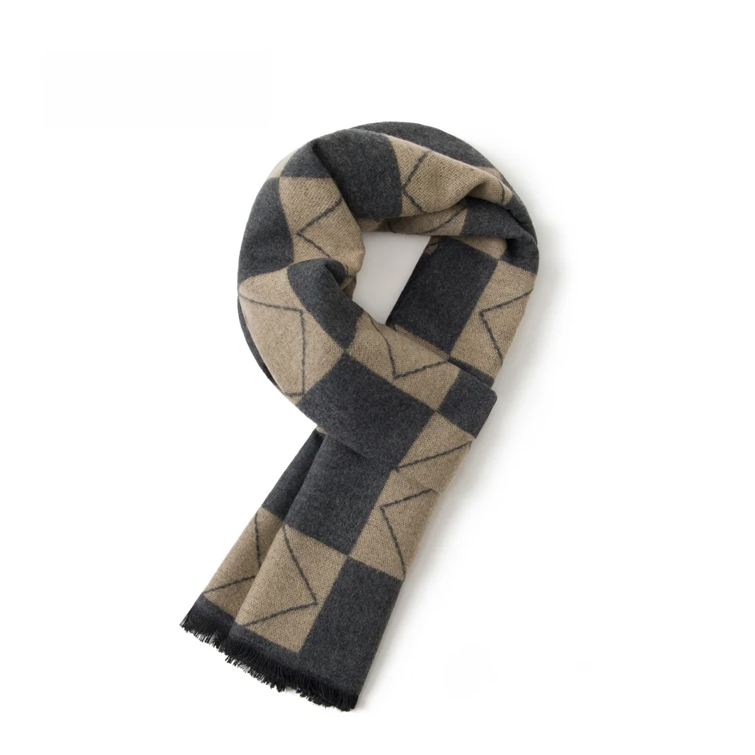 メンズファッショナブルなグレーダイヤモンド柄スカーフ英国風多用途トレンディなロングネックウォーマー、オールシーズン高齢者向けに最適