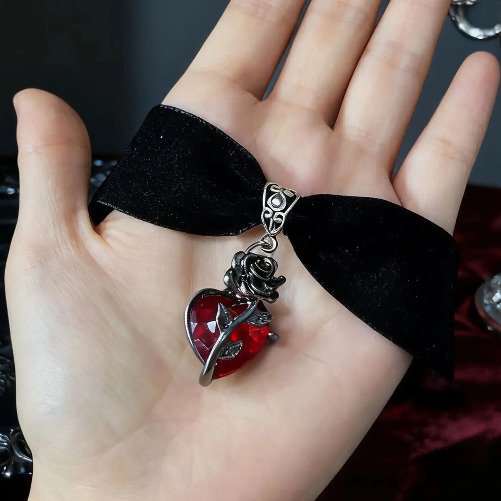 1 Piece Gothic Rose Red Heart Love Black Velvet Adjustable Necklace for Women Y2K Jewelry Halloween Party Jewelry Gifts
