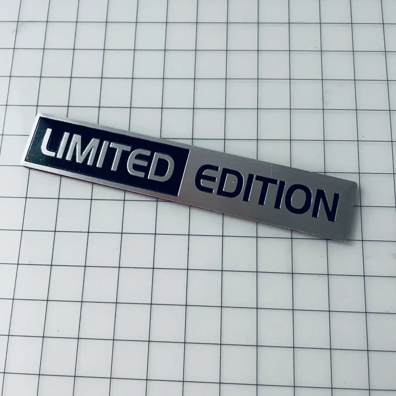 Emblema 3D de Metal Alumínio Prata e Preto EDIÇÃO LIMITADA para Para-lama de Carro e Porta-Malas, Adesivo e Acessórios