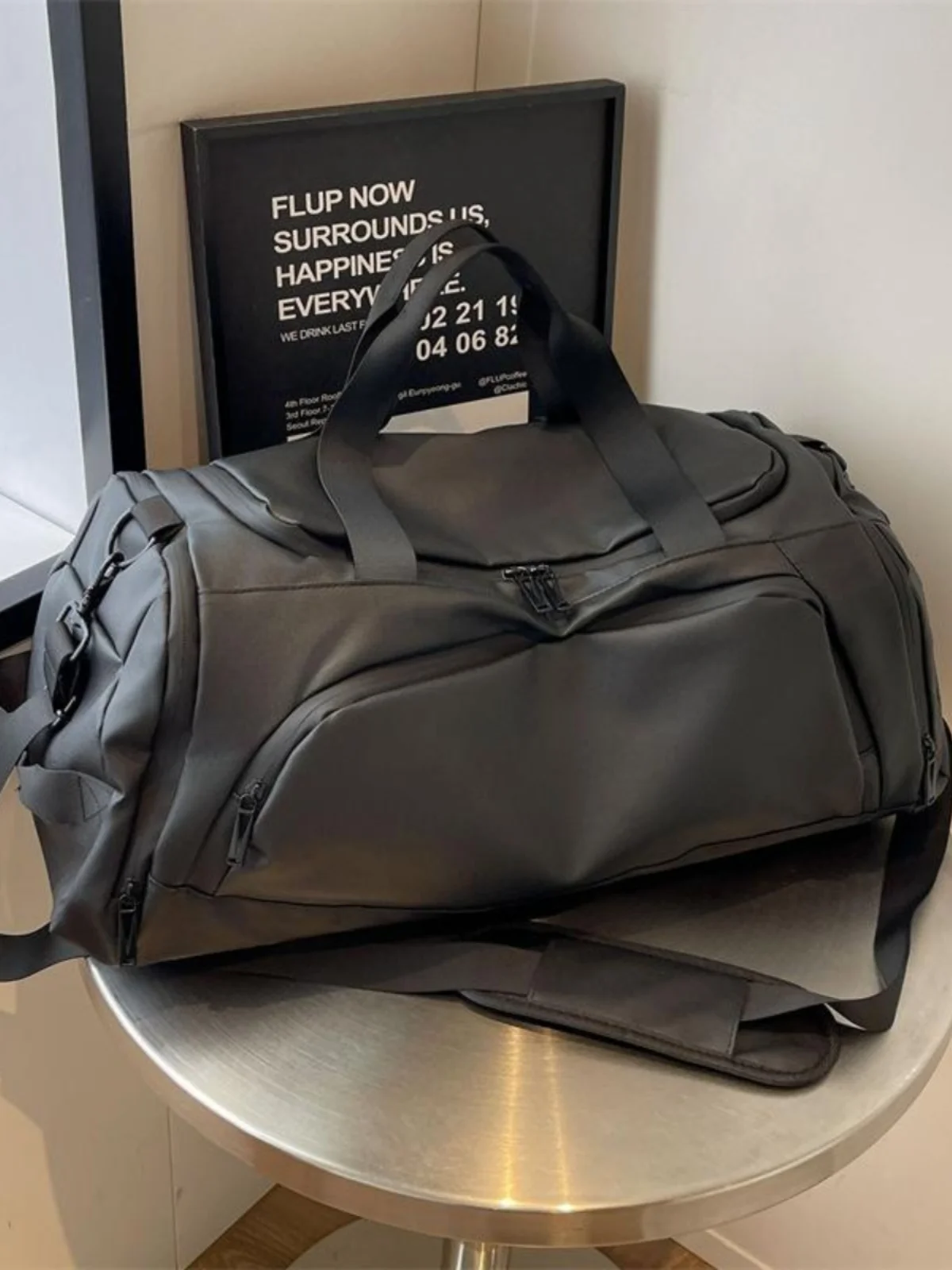 Waterproof Large Capacity Handheld Travel Bag Carry-On Bag for Business Trip Fitness Bag Slung across the Body Short Trip Bag